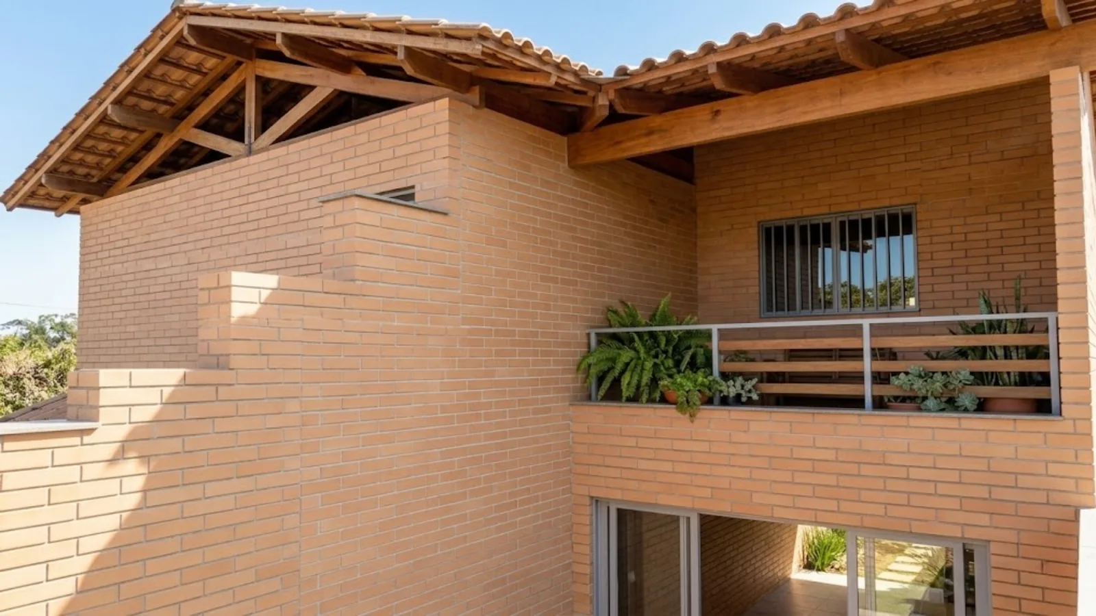 Cobertura de Casa de Tijolo Ecológico: Telhado, Laje e Opções de Acabamento